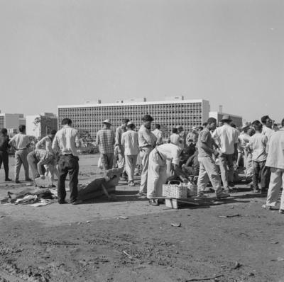 Edifícios residenciais projetados para os Institutos de Aposentadoria e Pensões