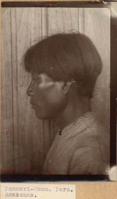 Indígena do povo Paumari