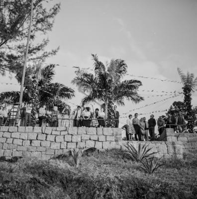 Preparativos para festa junina no Sítio Burle Marx