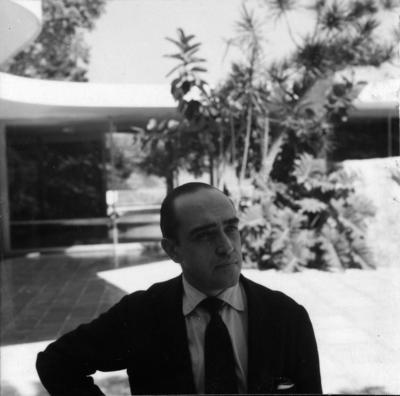 Oscar Niemeyer na Casa das Canoas