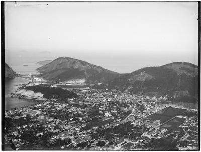 Vista do bairro de Botafogo tomada do Mirante Dona Marta
