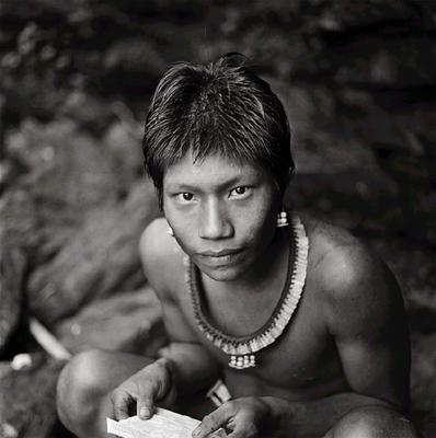 Jovem do povo Kayapó - Kuben-kran-ken