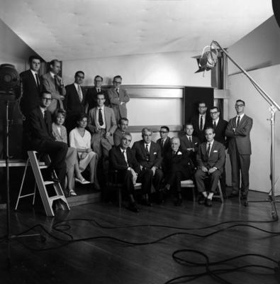 Escola Superior de Propaganda de São Paulo - retrato de grupo em estúdio