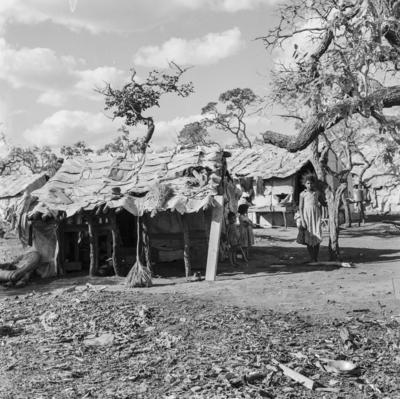 Moradia na Sacolândia, arredores de Brasília
