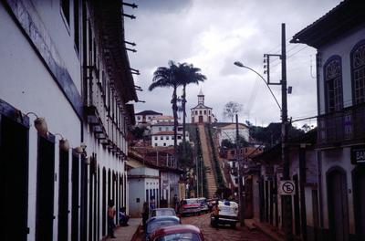 Casario e Igreja de Santa Rita (ao fundo)
