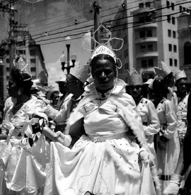 Desfile do bloco carnavalesco CM Banhistas do Pina