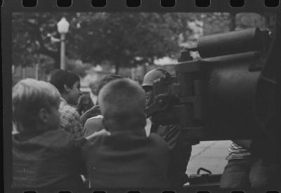 Feira promovida pelo Exército para exibição de armamentos