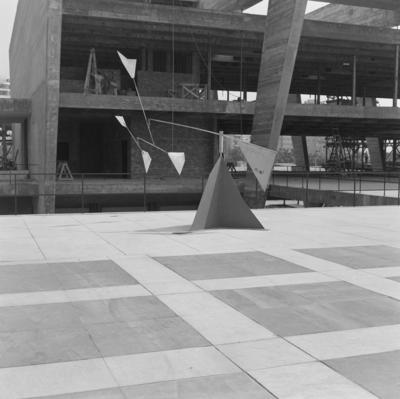 Museu de Arte Moderna - MAM , escultura de Alexander Calder