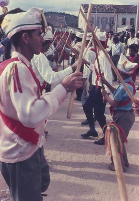 Festa do Divino - Mineiro Pau / Maneiro Pau