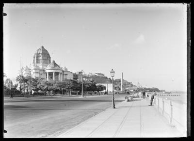 Palácio Monroe visto da Avenida Beira-Mar