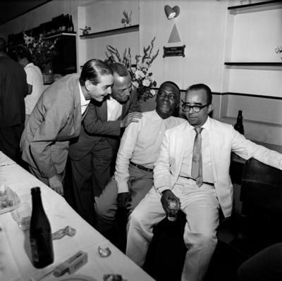 Comemoração do aniversário de 18 anos de fundação da Sociedade Brasileira de Autores, Compositores e Escritores de Música (SBACEM)