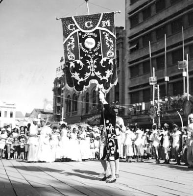 Desfile da troça carnavalesca Cachorro do Homem Miúdo