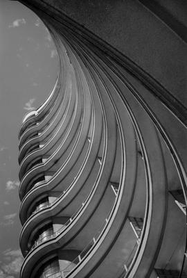 Edifício Germaine Burchard