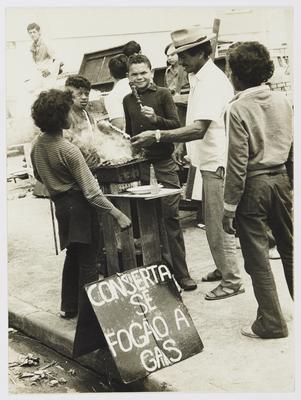 Conserta-se fogão a gas