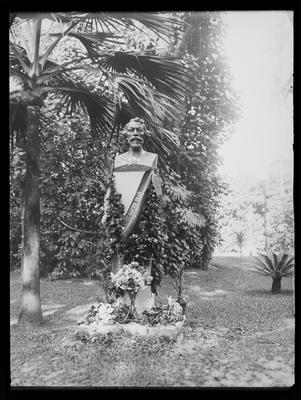 Busto de Gonçalves Dias