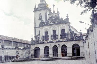 Igreja de São Francisco e adro