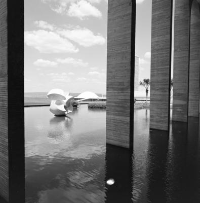 "O Meteoro", escultura de Bruno Giorgi