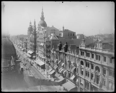 Avenida Central; esquina com a Rua Sete de Setembro