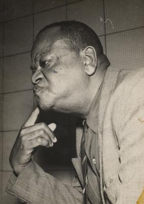 Pixinguinha em estúdio