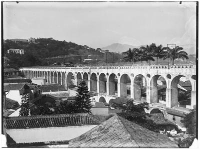 Aqueduto da Carioca, também conhecido como Arcos da Lapa