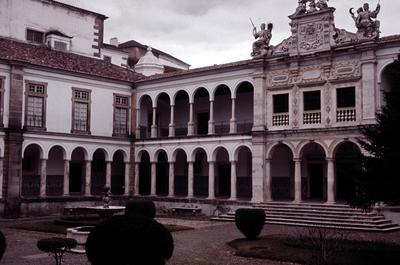 Universidade de Évora