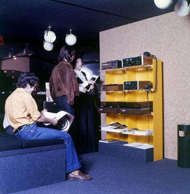 Estande da Gradiente na Feira de Utilidades Domésticas (UD)