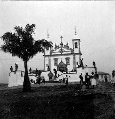 Santuário Diocesano do Bom Jesus de Matosinhos, com profetas