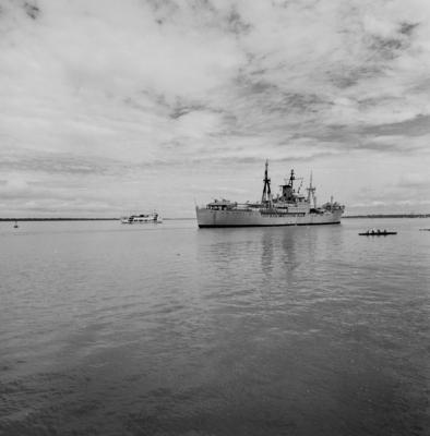 Navio-escola Custódio de Melo