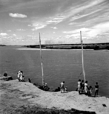 Jangada às margens do Rio São Francisco