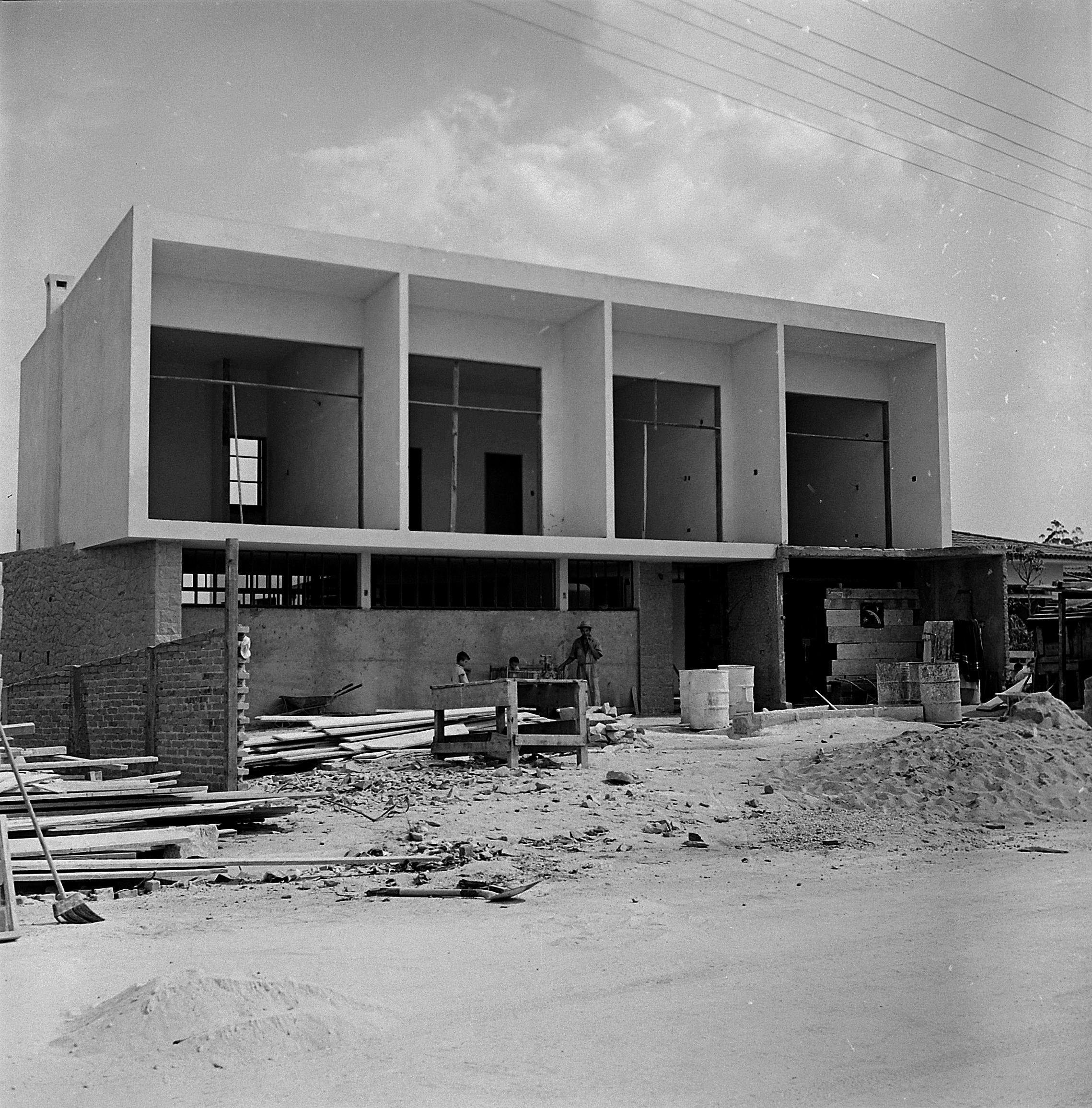 Imobiliária Construtora Aricanduva - casas e terreno