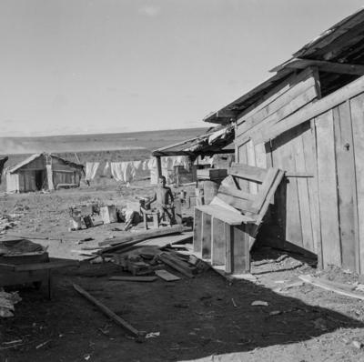 Moradia na Sacolândia, arredores de Brasília