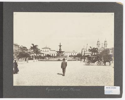 Praça XV de Novembro, Cais Pharoux e chafariz do mestre Valentim