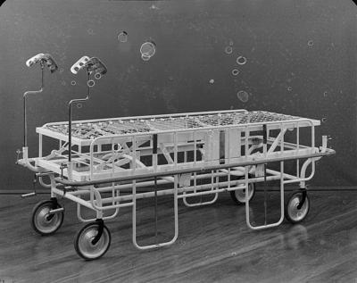 Cama hospitalar da Indústria Mecano Cientifica S.A.