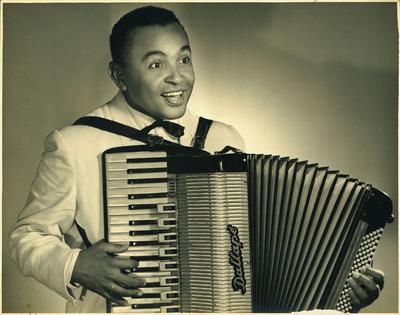 Luiz Gonzaga com a sanfona