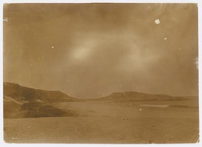 Praia de Ipanema; ao fundo; a pedra do Arpoador