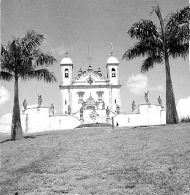 Santuário Diocesano do Bom Jesus de Matosinhos, com profetas