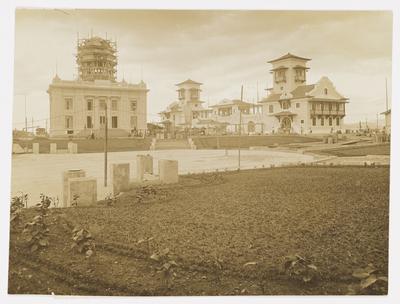 Exposição Internacional de 1922: dois pavilhões em obras