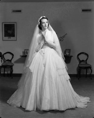 Casamento de Maria Henriqueta Gomes