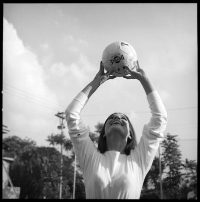 Campanha publicitária da agência J. Walter Thompson para Modess da Johnson & Johnson