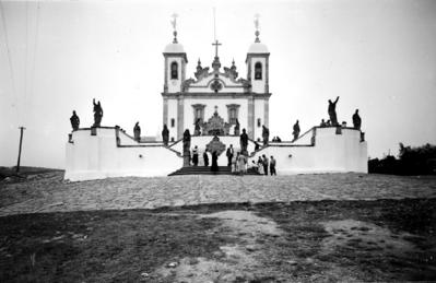 Santuário Diocesano do Bom Jesus de Matosinhos, com profetas