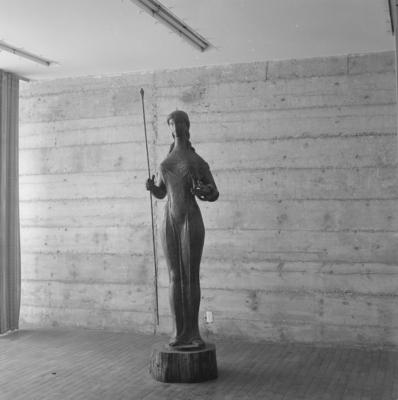 Esculturas de Alfredo Ceschiatti, "Minerva"