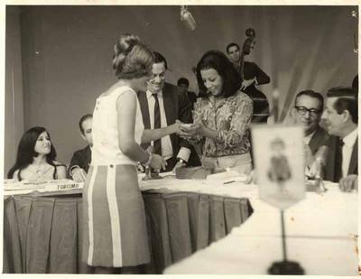 Aérton Perlingeiro e Elizeth Cardoso