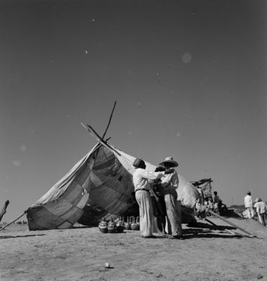 Acampamento às margens do Rio São Francisco