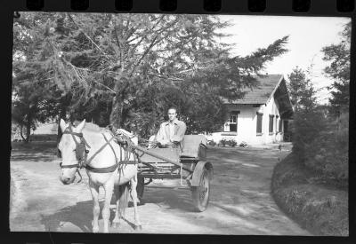 Jorge Bodanzky na charrete