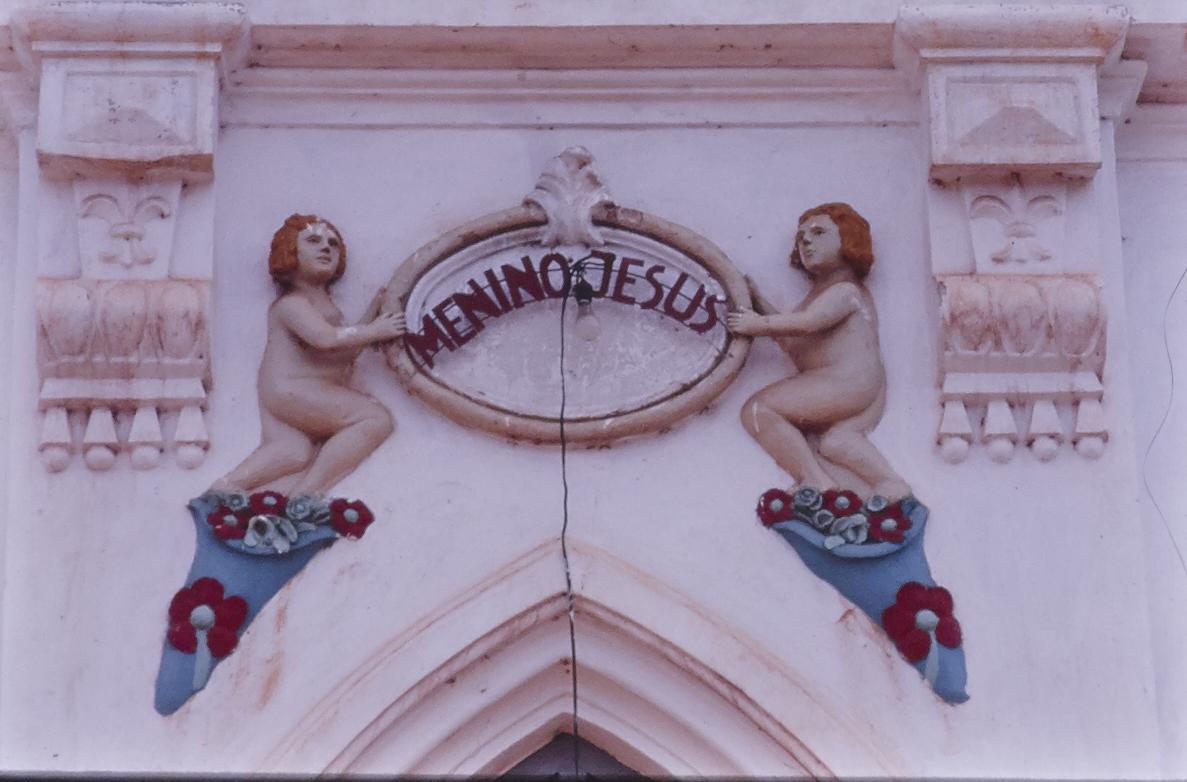 Fachada da igreja do Senhor Menino Jesus