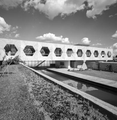 Residência para Ministro de Estado, projetada por João Filgueiras Lima