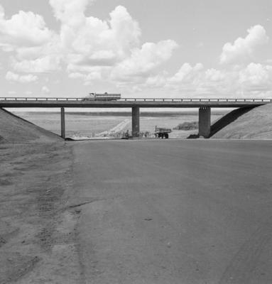 Obras gerais, abertura de estradas e avenidas