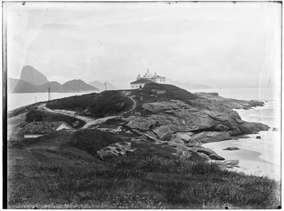 Vista da Igreja de Nossa Senhora de Copacabana