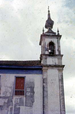 Igreja Matriz de Nossa Senhora da Conceição - vista lateral