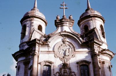 Igreja de São Francisco de Assis - parte superior da fachada